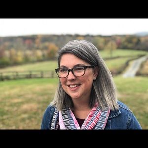 Meet your Posher, Ansley